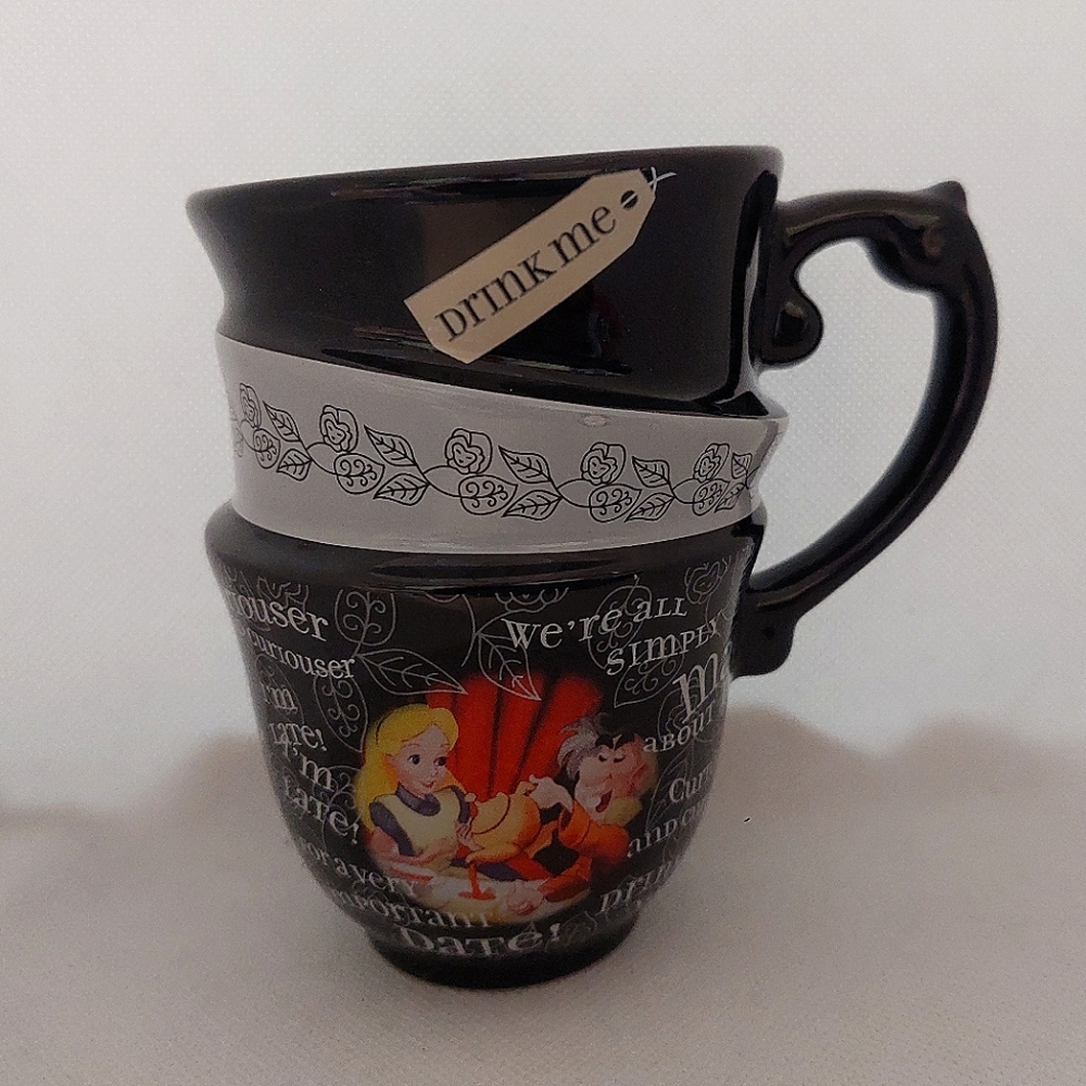 Alice in Wonderland "Drink Me" Disney Parks Exclusive Mug